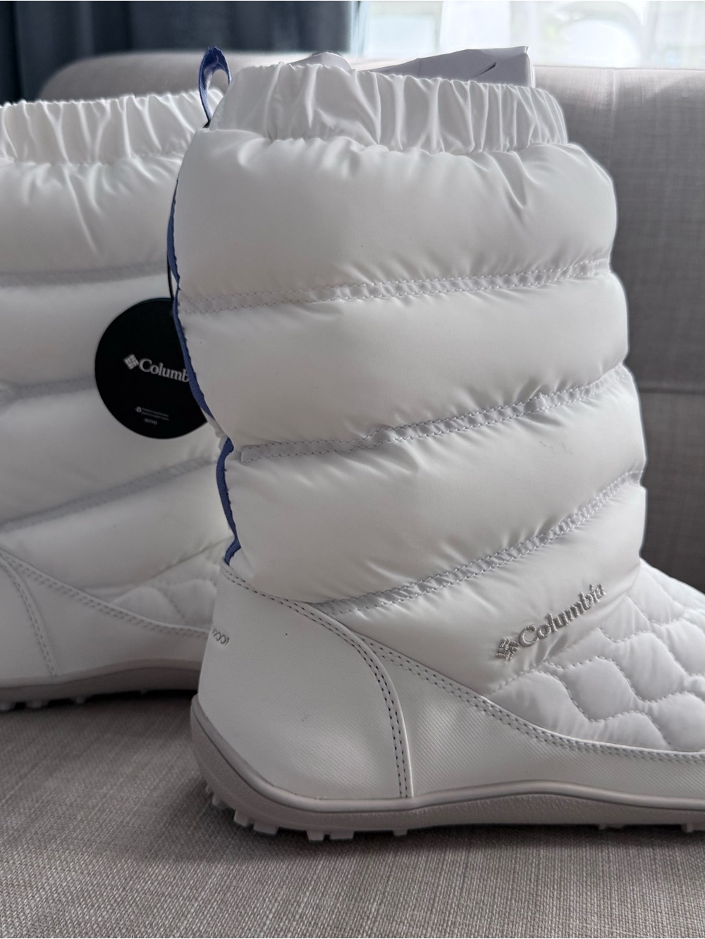 Columbia Women’s Minx Slip IV Winter Boots – White – Size 9 – New in Box